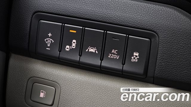 Kia Canival 2017 — photo 15