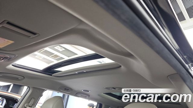 Kia Canival 2017 — photo 18