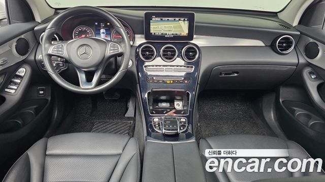 Mercedes-Benz GLC-Class 2018 — photo 7