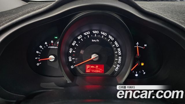 Kia Sportage 2012 — photo 11