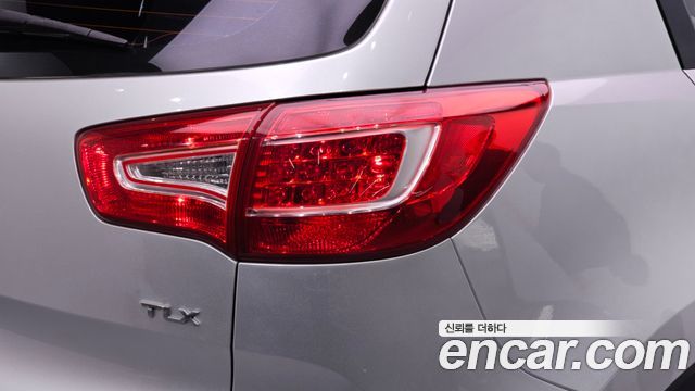 Kia Sportage 2012 — photo 9