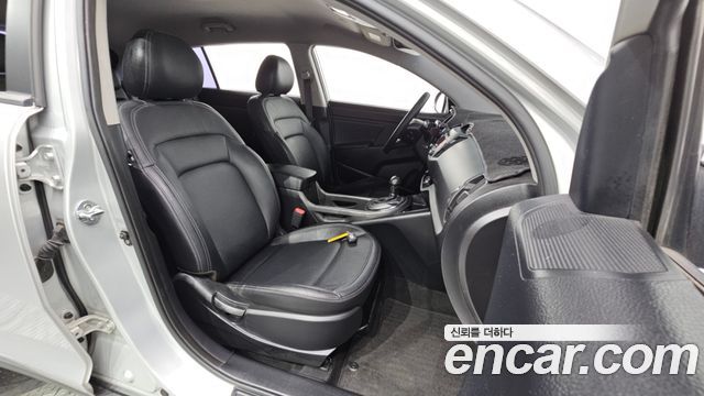Kia Sportage 2012 — photo 16