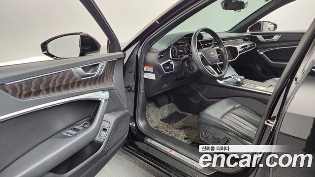 Audi A6 2021 — photo 13