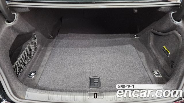 Audi A6 2021 — photo 26