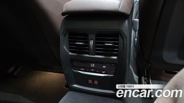 BMW 4-Series 2023 — photo 31