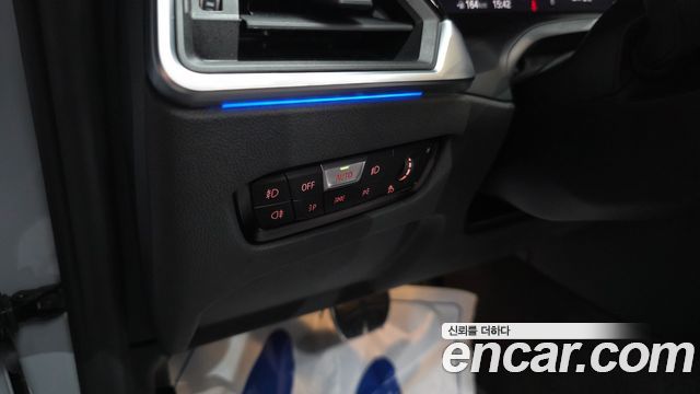 BMW 4-Series 2023 — photo 35