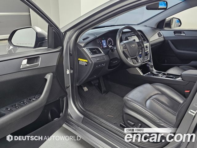 Hyundai Sonata 2017 — photo 11