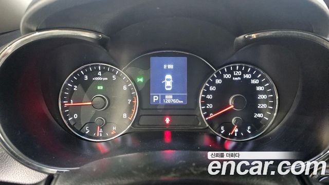 Kia K3 2013 — photo 8