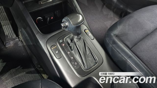 Kia K3 2013 — photo 9