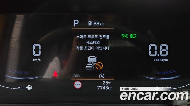Hyundai Staria 2023 — photo 11