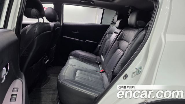 Kia Sportage 2014 — photo 11