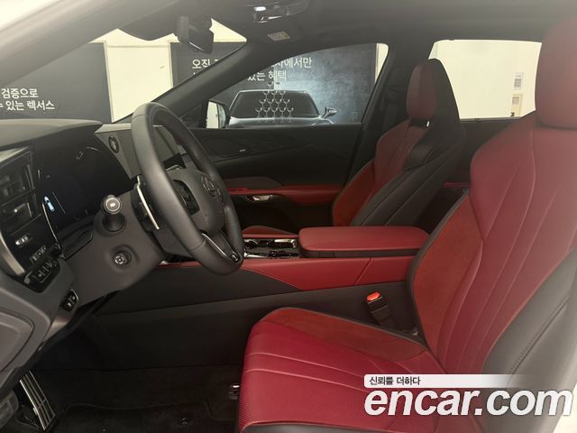 Lexus RX 2025 — photo 11