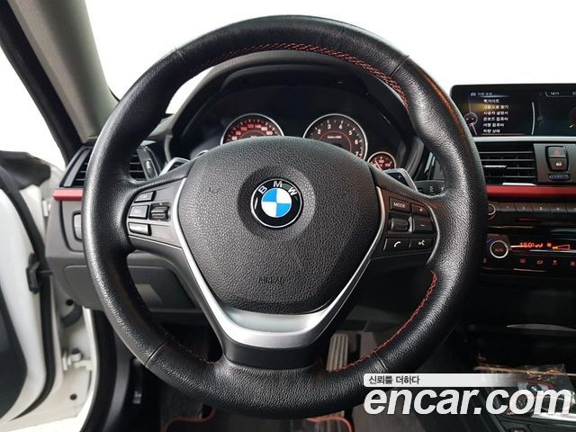 BMW 4-Series 2015 — photo 9