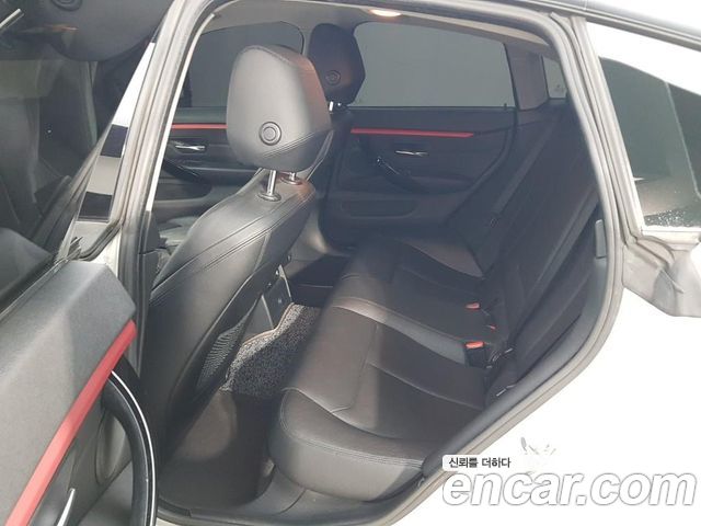 BMW 4-Series 2015 — photo 12