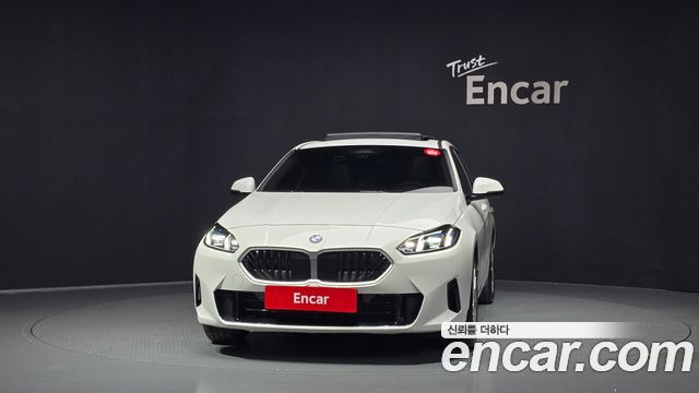 BMW 1-Series 2025 — photo 3