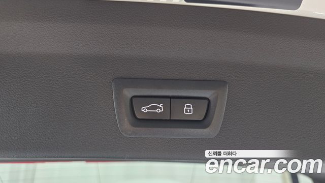 BMW 1-Series 2025 — photo 30