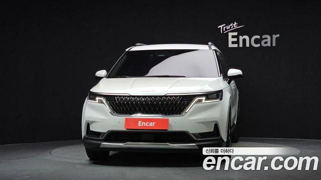 Kia Canival 2023 — photo 3