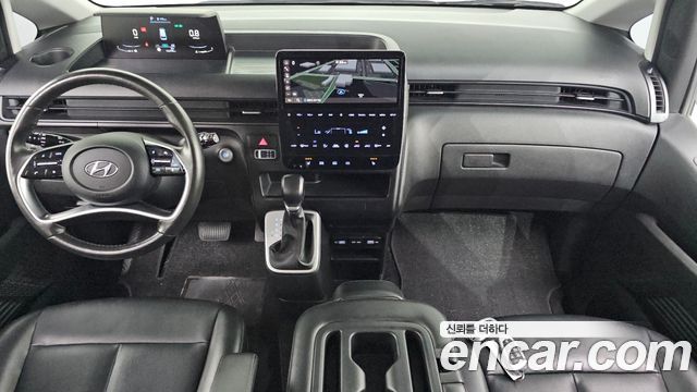 Hyundai Staria 2022 — photo 7