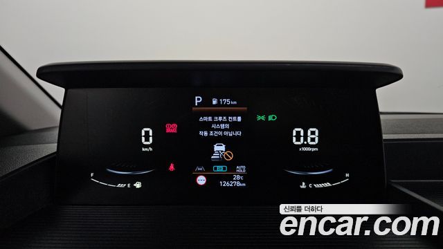 Hyundai Staria 2022 — photo 8