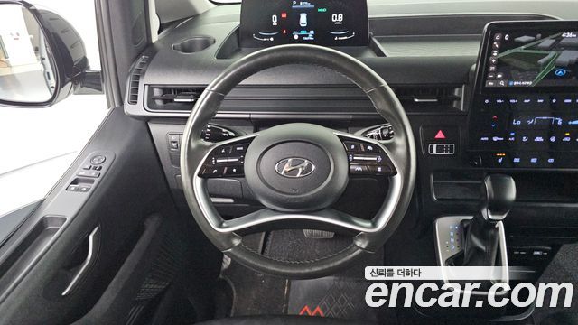 Hyundai Staria 2022 — photo 12