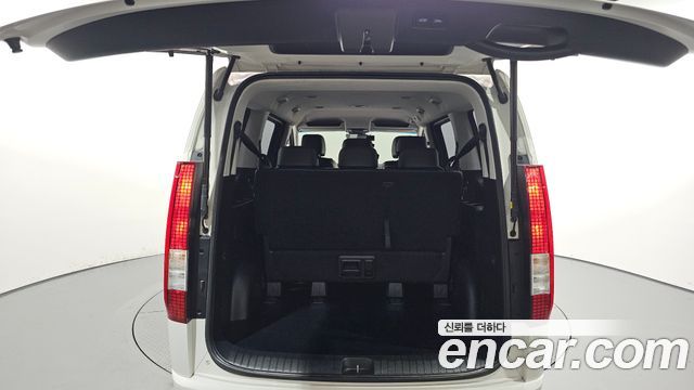 Hyundai Staria 2022 — photo 20