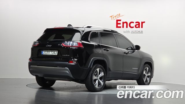 Jeep Cherokee 2021 — photo 2