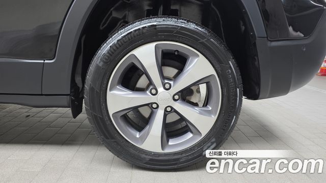 Jeep Cherokee 2021 — photo 7