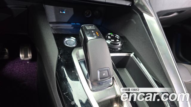 Peugeot 3008 2020 — photo 12