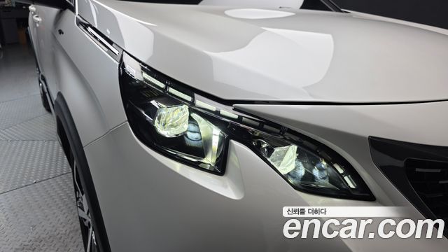 Peugeot 3008 2020 — photo 8