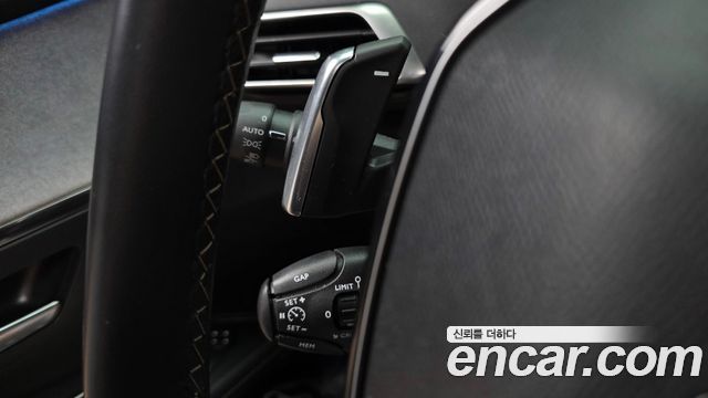 Peugeot 3008 2020 — photo 28