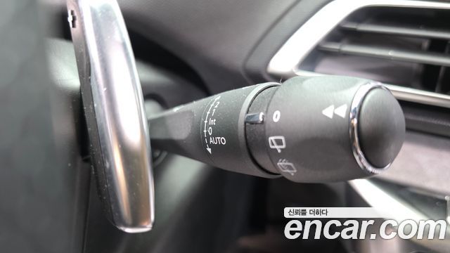 Peugeot 3008 2020 — photo 33