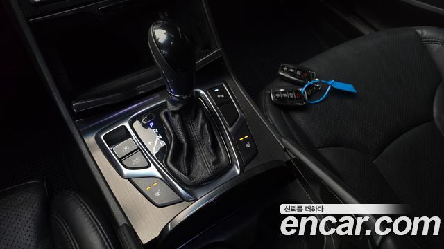 Hyundai Grandeur 2016 — photo 12