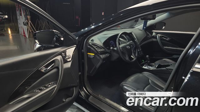 Hyundai Grandeur 2016 — photo 13