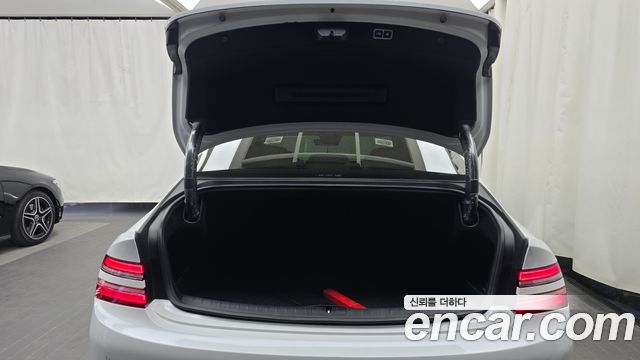 Genesis G80 2021 — photo 20