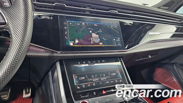 Audi SQ7 2025 — photo 19