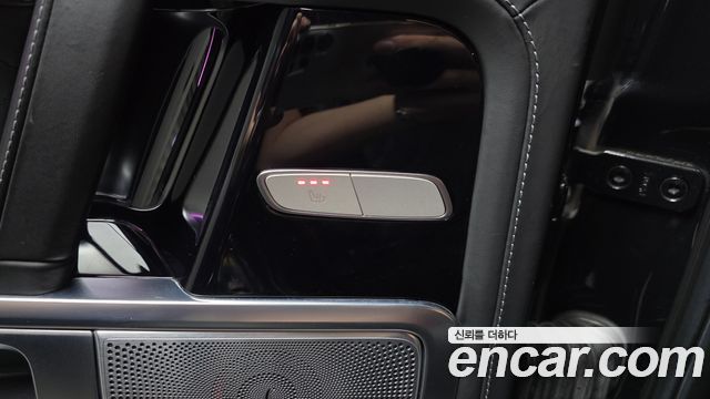 Mercedes-Benz G-Class 2022 — photo 20