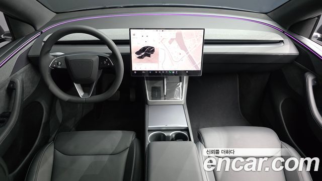 Tesla Model Y 2026 — photo 10