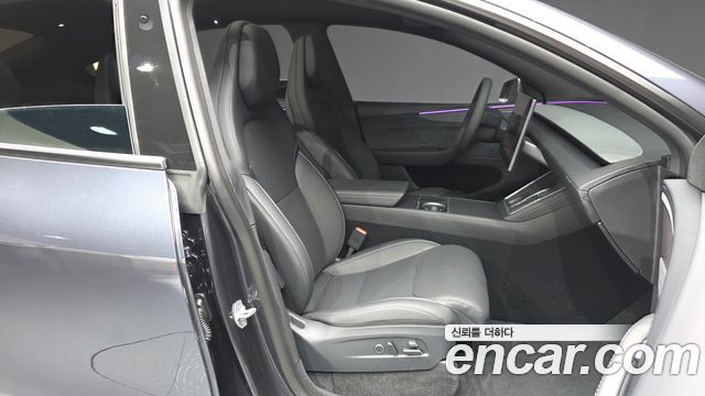 Tesla Model Y 2026 — photo 17