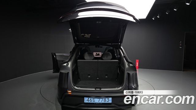 Tesla Model Y 2026 — photo 26