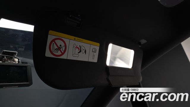 Tesla Model Y 2026 — photo 28