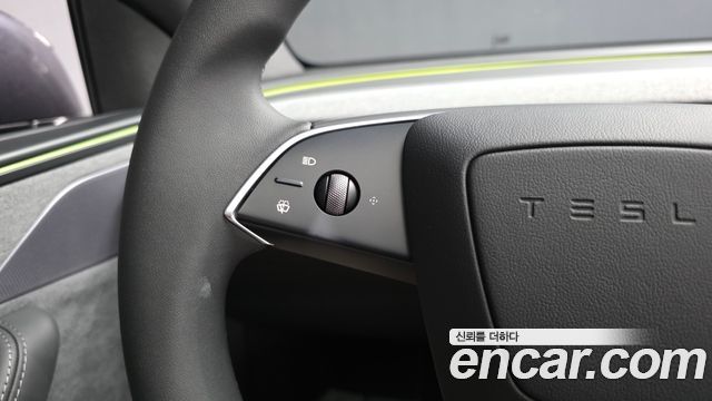 Tesla Model Y 2026 — photo 33