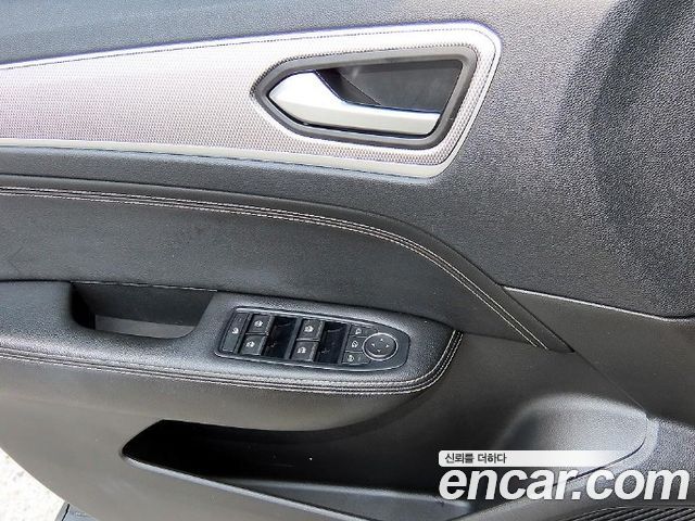 Renault Korea Arkana 2025 — photo 11