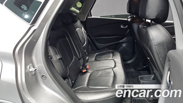 Renault Korea QM3 2019 — photo 11