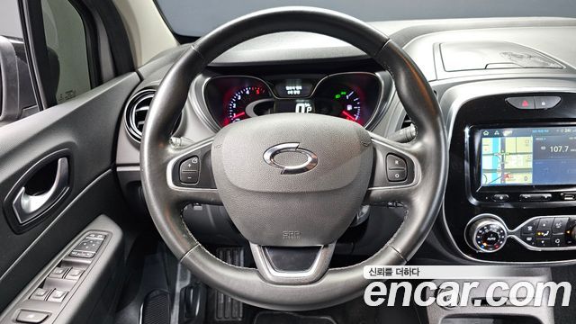 Renault Korea QM3 2019 — photo 13
