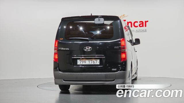 Hyundai Starex 2011 — photo 4