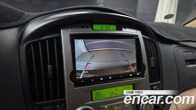 Hyundai Starex 2011 — photo 14