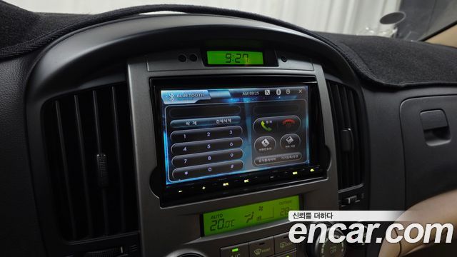 Hyundai Starex 2011 — photo 15