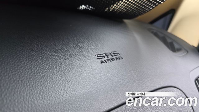 Hyundai Starex 2011 — photo 17