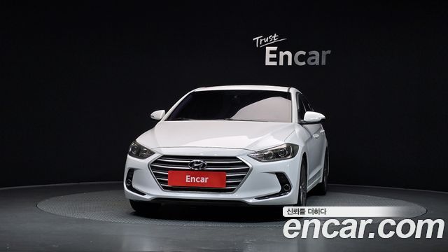 Hyundai AVANTE 2018 — photo 3