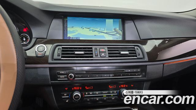 BMW 5-Series 2013 — photo 16